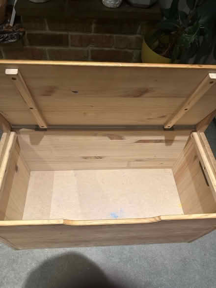 Photo of free Mini Bench / Storage box (Croydon CR2) #3