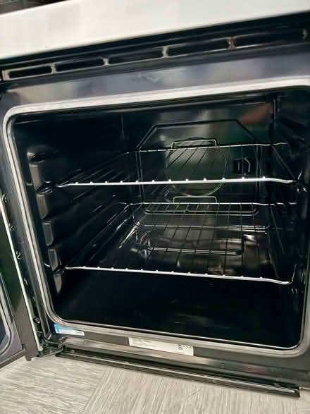 Photo of free Electric cooker. Post code BH4 (BH4) #3