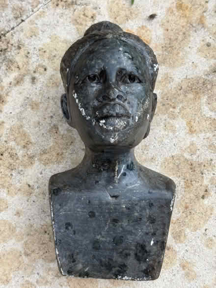 Photo of free Small statue (Tufnell Park N19) #3