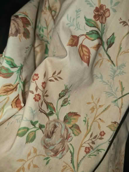 Photo of free 2 pair mid-century curtains, long (Dalston E8) #1