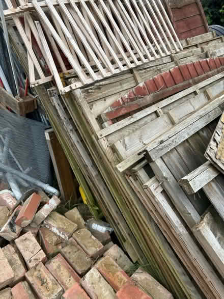 Photo of free Old fence (Cheltenham GL51) #1