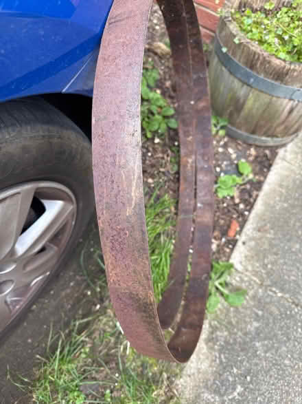 Photo of free 2 steel barrel rings (Leighton Buzzard LU7) #2