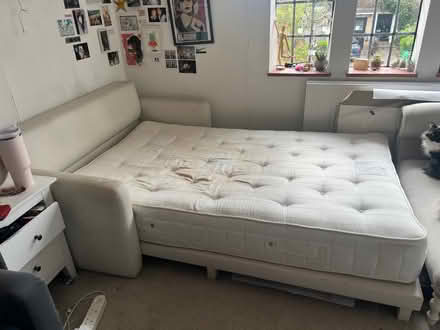 Photo of free Small double bed (Temple Fortune NW11) #2
