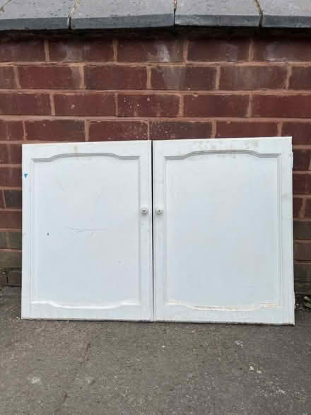 Photo of free 2 wooden painted cupboard doors (Kings Heath B14) #4