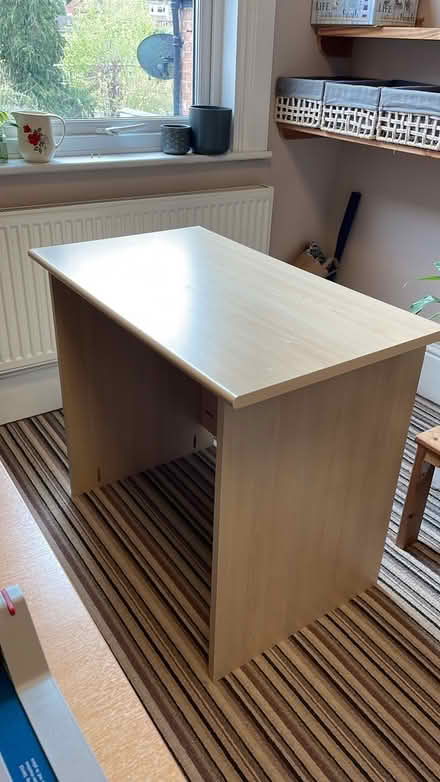 Photo of free Desk (Kenilworth CV8) #1