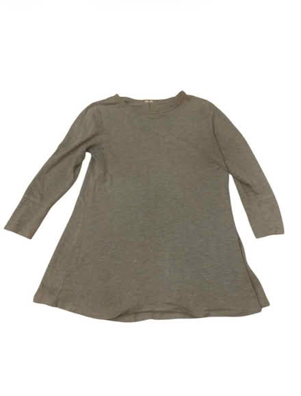 Photo of free Cable & Gauge Woman’s Gray Dress (Brooklyn Storage) #1