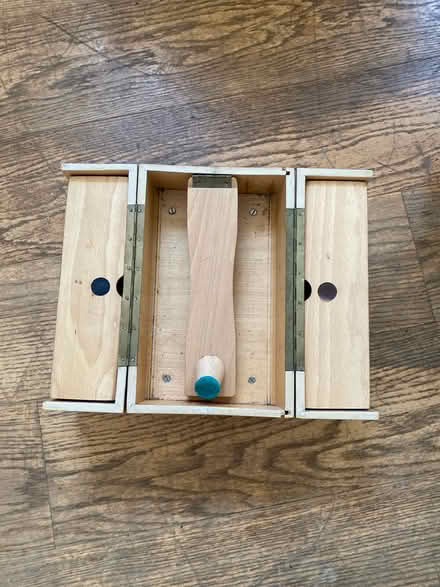 Photo of free Wooden retro shoe polishing box (Oldfield Park, Bath) #2