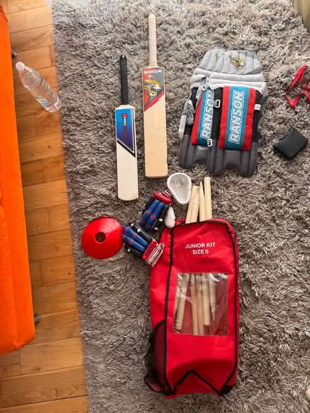 Photo of free Cricket set (Camden NW1) #1