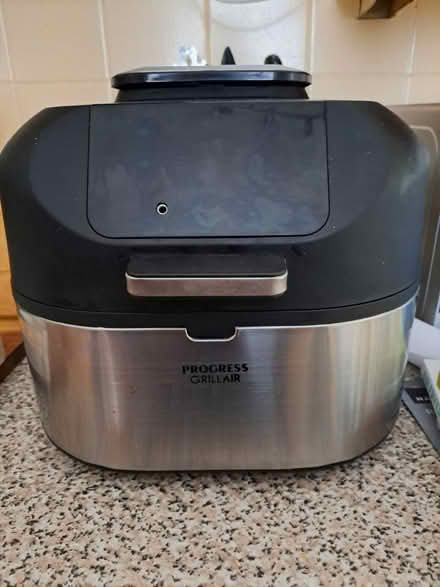 Photo of free Air Fryer Health Grill (Stirling FK7) #1