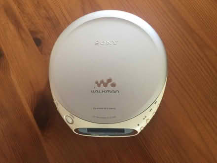 Photo of free Sony Walkman CD player (didcot OX11) #1