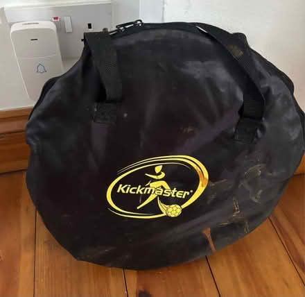 Photo of free Kickmaster pop-up goal in a bag (Ware SG12) #1