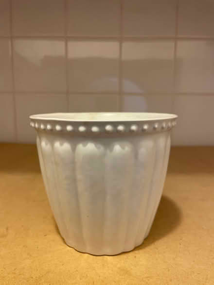 Photo of free Plant pot (BR3) #1