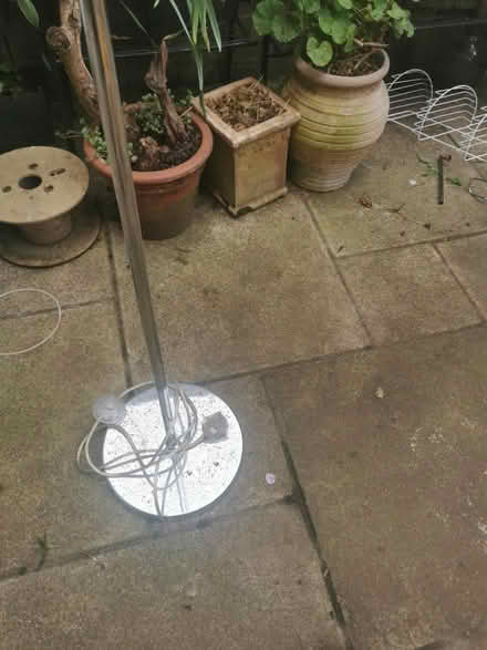 Photo of free Light stand (KT139AA) #2