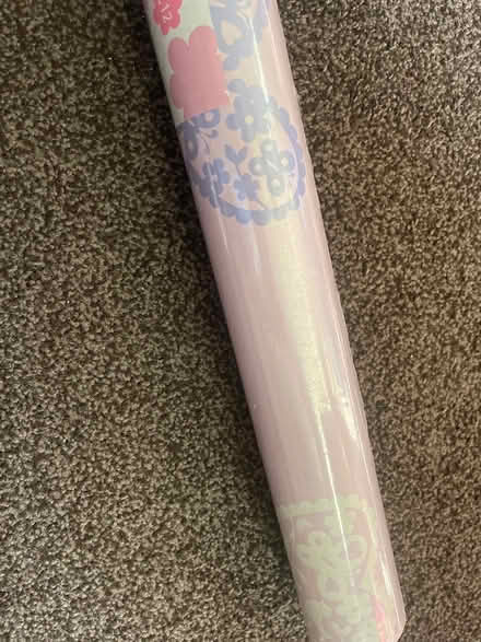 Photo of free One roll of wall paper (SM6) #3
