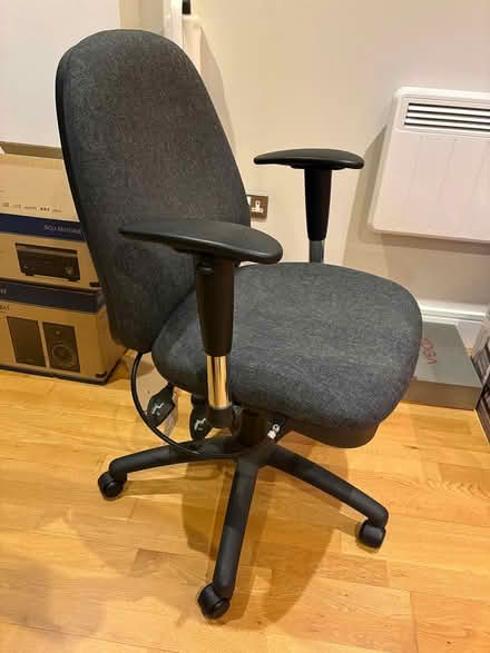 Photo of free Office Chair, grey pad seat armrest (SE1) #2