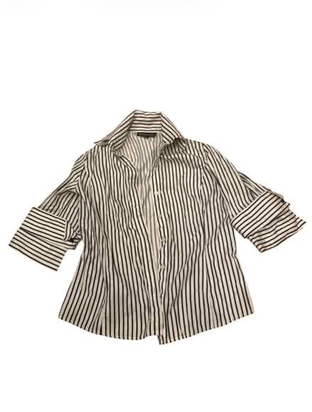 Photo of free Jones New York Woman’s Top (Brooklyn Storage) #1