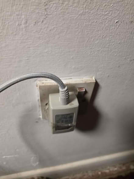 Photo of free Lamp (Swindon Village GL51) #4