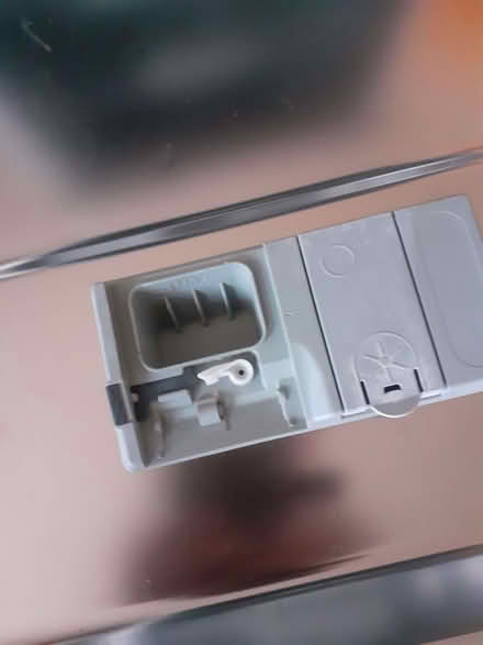 Photo of free Hotpoint Dishwasher (Bowbridge GL5) #3