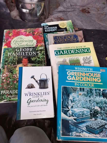 Photo of free 7 gardening books (Yanwath CA10) #1