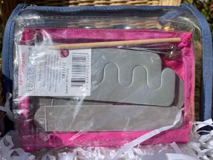 Photo of free L’Occitane shower gels, shower cream, shampoo & conditioner (West Norwood SE27) #3