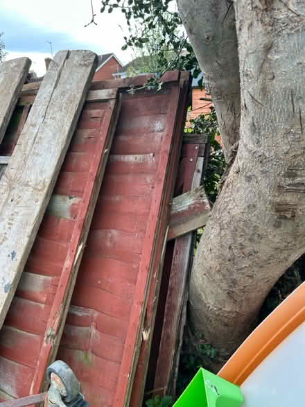 Photo of free Old fence (Cheltenham GL51) #2