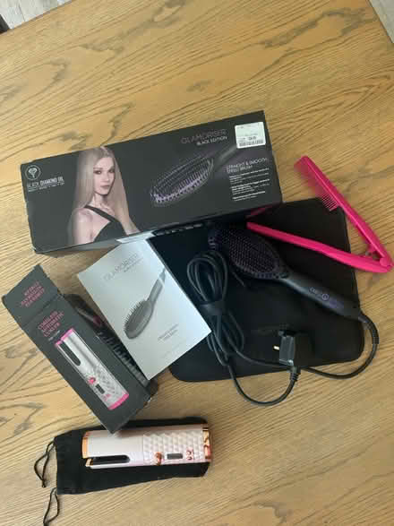 Photo of free Hair curler & straightener (D18) #1