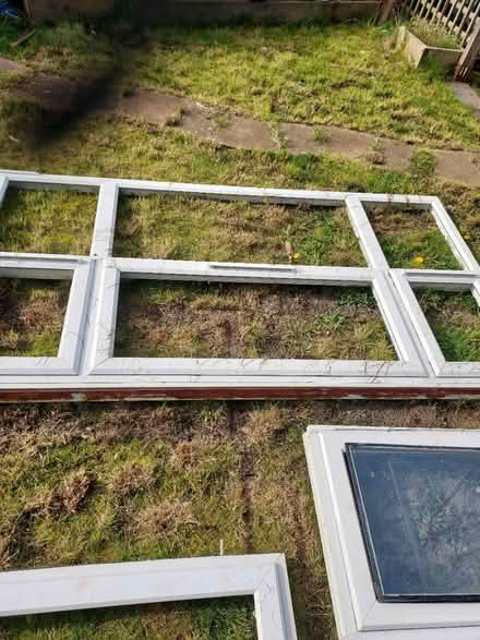 Photo of free Windows frames (High green S35) #3