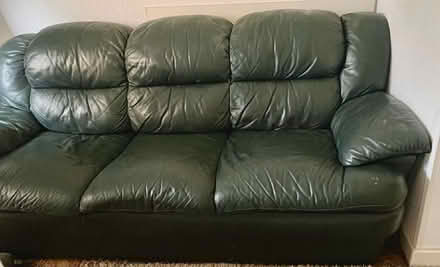 Photo of free 3 seater Sofa (La15tg) #1