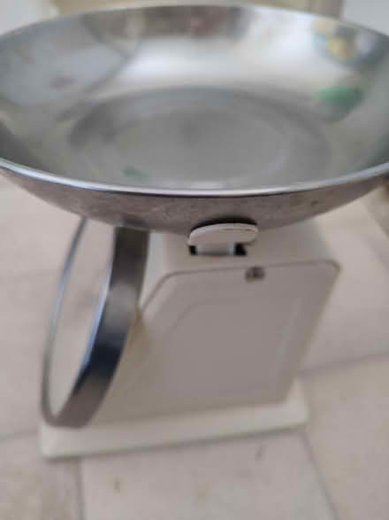 Photo of free Kitchen scales (Croydon) #3