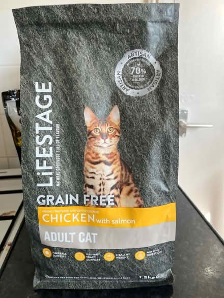 Photo of free Adult cat dry food chicken (TN15 8DS) #1