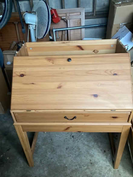 Photo of free Bureau (Bloomfield BA2) #1