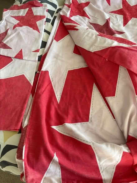 Photo of free Double duvet and pillow cases (Brickhill MK41) #1