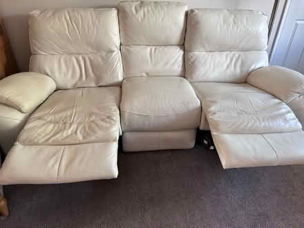 Photo of free Downsizing free sofa (SO31) #3