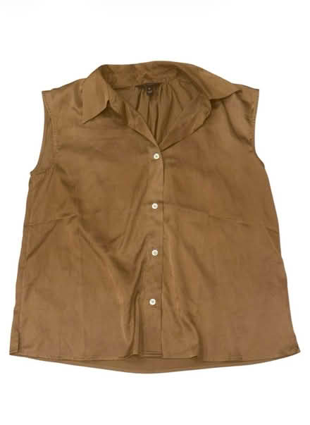 Photo of free Banana Republic Woman’s Top (Brooklyn Storage) #1