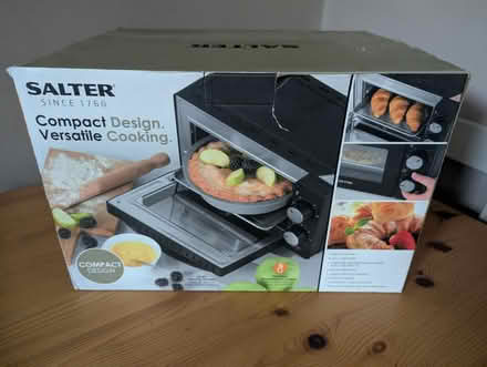 Photo of free Salter countertop Toaster Oven (TQ60DY) #2