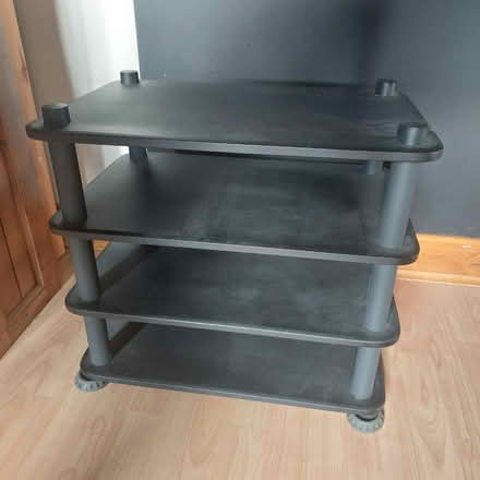 Photo of free Stereo stand (WF1) #1