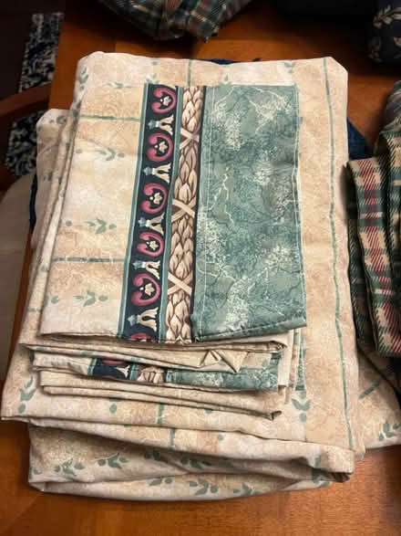 Photo of free Bedding (Grand Prairie) #3