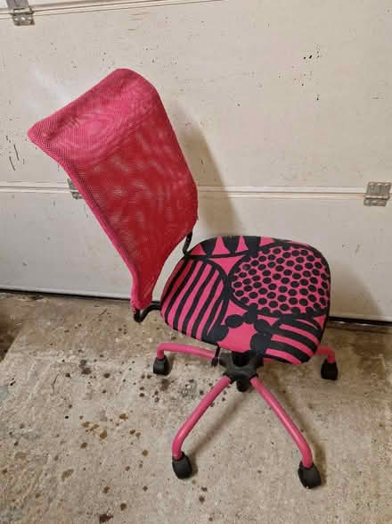 Photo of free Ikea Childs Desk Chair (Blackhorse BS16) #1