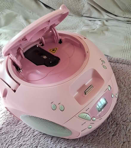 Photo of free CD player and headphones (East Kilbride G74) #3