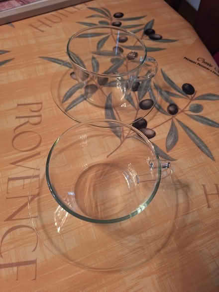 Photo of free Glass plate and 2 cup and saucer (Hurontario and South Service) #3