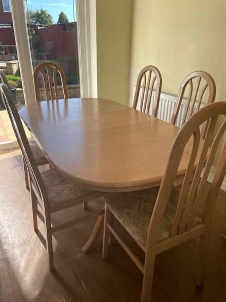 Photo of free Dining room table and chairs (redditch worcs b98 9lt) #2