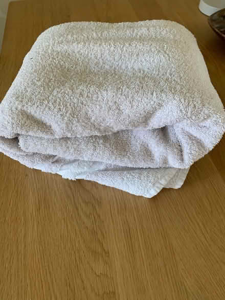 Photo of free Large white towelling bath sheet. (City Centre NR3) #1