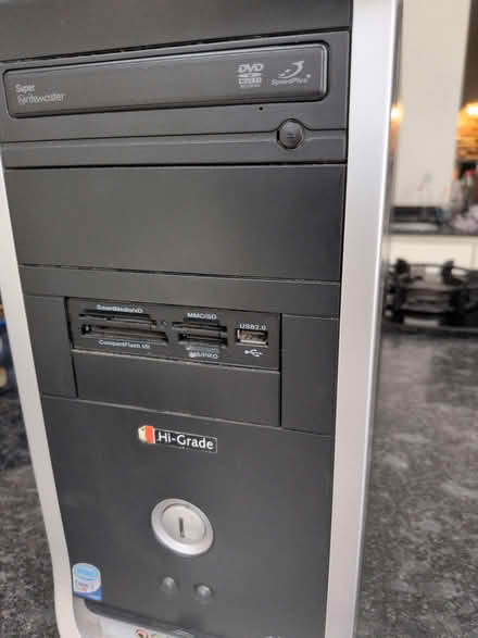 Photo of free desk top computer (St Albans AL4) #1