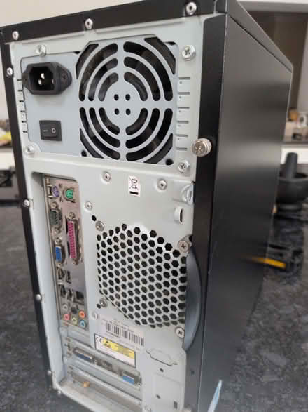 Photo of free desk top computer (St Albans AL4) #2