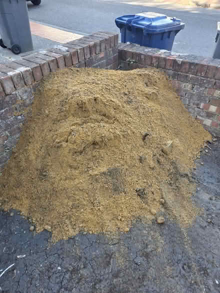 Photo of free Sharp sand (builder's sand) (North Finchley N12) #1
