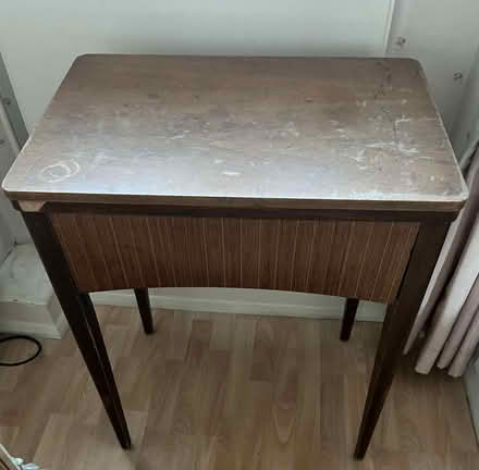 Photo of free 1970s Singer Sewing Machine in table (Willesden Green NW2) #1