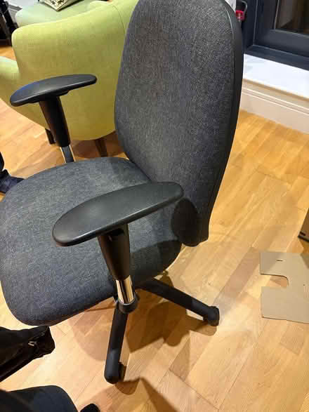 Photo of free Office Chair, grey pad seat armrest (SE1) #4