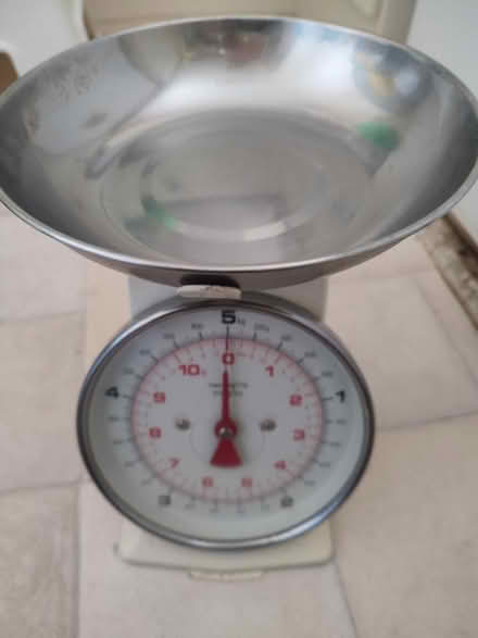 Photo of free Kitchen scales (Croydon) #2