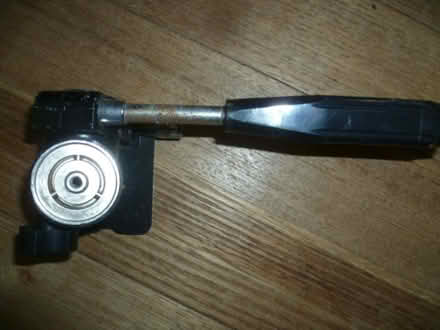 Photo of free camera mount for tripod (?) (Runcton PO20) #1