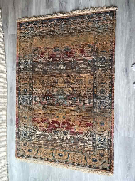 Photo of free 4 x 6 rug (High st and brookdale ave.) #1